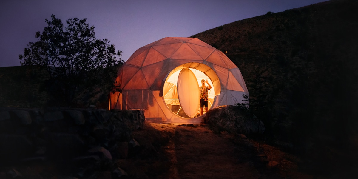 Airbnb